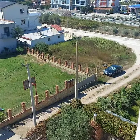 Habitación en casa particular Deza Golem (Tirana)